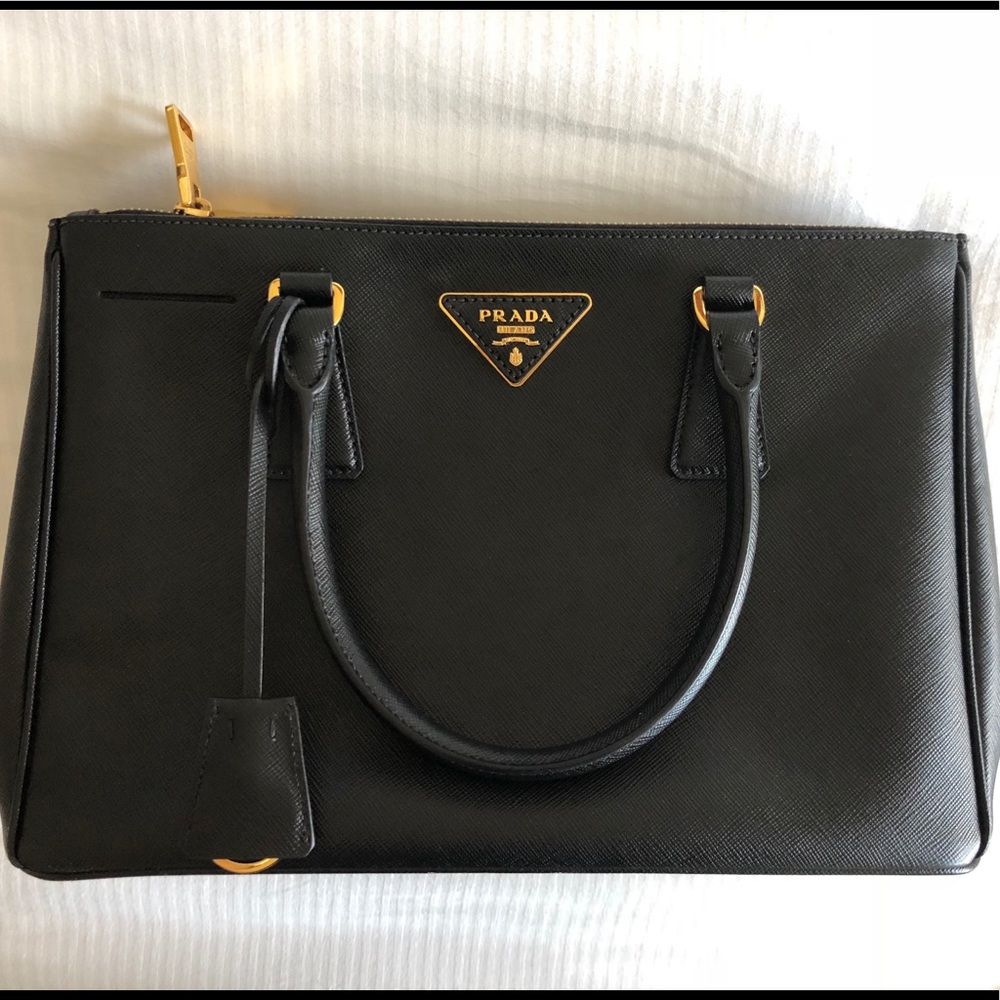 Prada Saffiano Lux Double Zip tote Nero BN1801